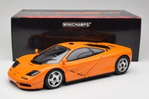 McLaren F1 Оранжев Minichamps 1:12 530133131 Метал — снимка 9 от 9