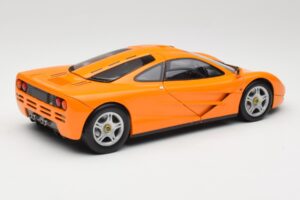 McLaren F1 Оранжев Minichamps 1:18 530133421 Метал — снимка 3 от 8