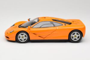 McLaren F1 Оранжев Minichamps 1:18 530133421 Метал — снимка 4 от 8
