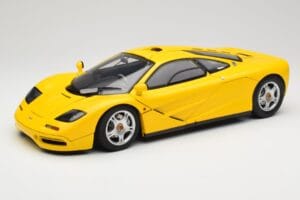 McLaren F1 Жълт Minichamps 1:12 530133121 Метал