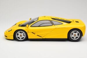 McLaren F1 Жълт Minichamps 1:12 530133121 Метал — снимка 5 от 9