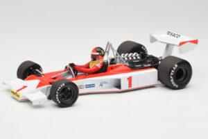 McLaren M23 Ford #1 E. Fittipaldi F1 1975 Minichamps 1:18 530751801 Метал — снимка 2 от 9