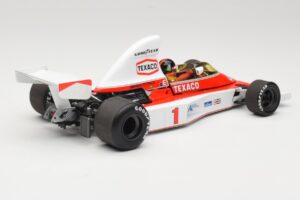 McLaren M23 Ford #1 E. Fittipaldi F1 1975 Minichamps 1:18 530751801 Метал — снимка 3 от 9