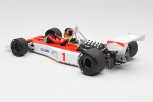 McLaren M23 Ford #1 E. Fittipaldi F1 1975 Minichamps 1:18 530751801 Метал — снимка 5 от 9