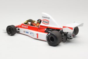McLaren M23 Ford #1 E. Fittipaldi F1 1975 Minichamps 1:18 530751801 Метал — снимка 7 от 9
