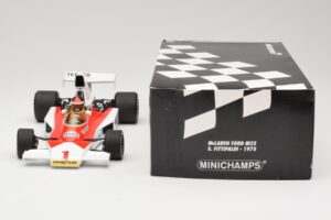 McLaren M23 Ford #1 E. Fittipaldi F1 1975 Minichamps 1:18 530751801 Метал — снимка 8 от 9