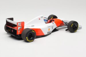 McLaren Ford MP4/8 #7 M. Hakkinen 1993 Minichamps 1:18 530931837 Метал — снимка 2 от 6