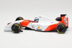 McLaren Ford MP4/8 #7 M. Hakkinen 1993 Minichamps 1:18 530931837 Метал — снимка 3 от 6