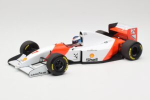 McLaren Ford MP4/8 #7 M. Hakkinen 1993 Minichamps 1:18 530931837 Метал