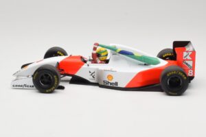 McLaren MP4/8 Ford #8 A. Senna Winner Australian GP 1993 Minichamps 1:18 540933838 Метал — снимка 4 от 7