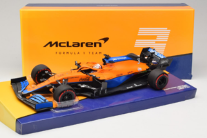 McLaren MCL35M Mercedes #3 D. Ricciardo McLaren F1 Team Bahrain Grand Prix 2021 Minichamps 1:18 533211803 Смола — снимка 7 от 7