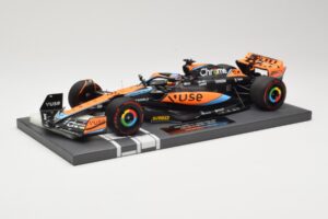 McLaren MCL60 #81 O. Piastri F1 2023 Minichamps 1:18 537231881 Метал — снимка 2 от 6