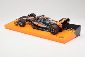 McLaren MCL60 #81 O. Piastri Australian GP 2023 Minichamps 1:18 533231881 Метал — снимка 4 от 5