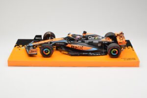 McLaren MCL60 #81 O. Piastri Australian GP 2023 Minichamps 1:18 533231881 Метал