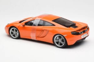 McLaren MP4-12C Оранжев AUTOart 1:18 76006 Метал — снимка 7 от 8