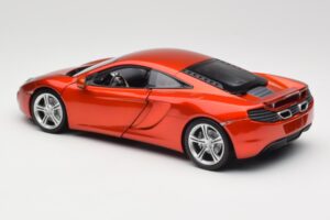 McLaren MP4-12C Orange Metallic Minichamps 1:18 110133020 Метал — снимка 7 от 8