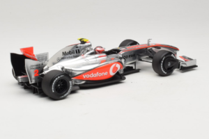 McLaren MP4-24 Mercedes #2 H. Kovalainen F1 2009 Dealer Edition Minichamps 1:18 B66960041 Метал — снимка 2 от 7