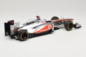 McLaren MP4-27 Mercedes #3 J. Button Vodafone McLaren Showcar F1 2012 Minichamps 1:18 530121873 Метал — снимка 2 от 7