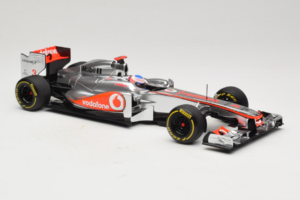 McLaren MP4-27 Mercedes #3 J. Button Vodafone McLaren Showcar F1 2012 Minichamps 1:18 530121873 Метал — снимка 4 от 7
