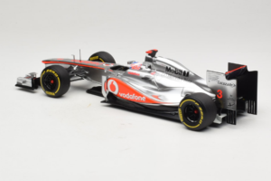 McLaren MP4-27 Mercedes #3 J. Button Vodafone McLaren Showcar F1 2012 Minichamps 1:18 530121873 Метал — снимка 5 от 7