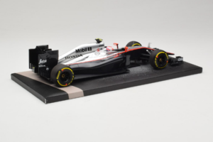 McLaren MP4-30 Honda #22 J. Button McLaren Honda F1 Team Australian Grand Prix 2015 Minichamps 1:18 537151822 Метал — снимка 3 от 7