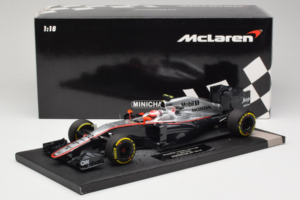 McLaren MP4-30 Honda #22 J. Button McLaren Honda F1 Team Australian Grand Prix 2015 Minichamps 1:18 537151822 Метал — снимка 7 от 7