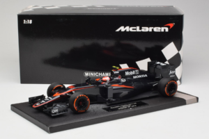 McLaren MP4-30 Honda #22 J. Button McLaren Honda F1 Team Spanish Grand Prix 2015 Minichamps 1:18 537151122 Метал — снимка 7 от 7
