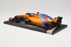 McLaren MCL33 Renault #14 F. Alonso Last F1 Race Abu Dhabi GP 2018 Minichamps 1:18 537183914 Метал — снимка 5 от 6