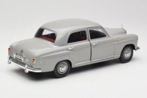 Mercedes 180 W120 Ponton Graphite Grey Revell 1:18 08974 Метал — снимка 3 от 8