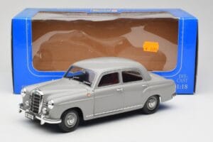 Mercedes 180 W120 Ponton Graphite Grey Revell 1:18 08974 Метал — снимка 8 от 8