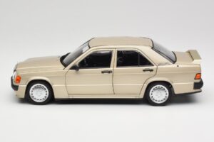 Mercedes 190E W201 2.3-16 Smoke Silver Metallic Norev 1:18 183831 Метал — снимка 4 от 8