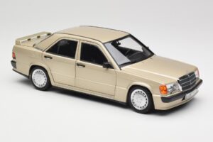 Mercedes 190E W201 2.3-16 Smoke Silver Metallic Norev 1:18 183831 Метал — снимка 6 от 8