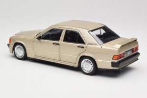 Mercedes 190E W201 2.3-16 Smoke Silver Metallic Norev 1:18 183831 Метал — снимка 7 от 8