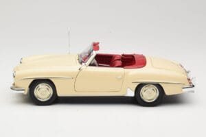 Mercedes 190 SL W121 Бежов Minichamps 1:18 103037034 Метал — снимка 4 от 8