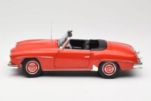 Mercedes 190 SL W121 Guards Red Minichamps 1:18 100037032 Метал — снимка 4 от 8