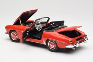 Mercedes 190 SL W121 Guards Red Minichamps 1:18 100037032 Метал — снимка 5 от 8