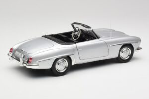 Mercedes 190 SL W121 Сребристо Сив Minichamps 1:18 100037031 Метал — снимка 3 от 8