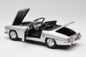 Mercedes 190 SL W121 Сребристо Сив Minichamps 1:18 100037031 Метал — снимка 5 от 8
