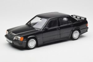 Mercedes 190E 2.3-16 W201 Черен Дилърско Издание Norev 1:18 B66040663 Метал