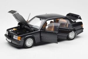Mercedes 190E 2.3-16 W201 Синьо-Черен Metallic AUTOart 1:18 76122 Метал — снимка 2 от 8