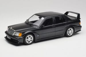 Mercedes 190E W201 2.5-16 EVO 2 Черен Metallic Minichamps 1:18 155036100 Метал