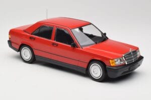 Mercedes 190E W201 Червен Minichamps 1:18 155037000 Метал — снимка 4 от 6