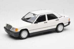 Mercedes 190E W201 Бял Minichamps 1:18 155037002 Метал