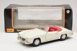 Mercedes 190SL Бял Maisto 1:18 50274 Метал — снимка 8 от 8
