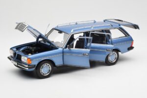 Mercedes 200 S123 T-Model Diamond Син Дилърско Издание Norev 1:18 B66040671 Метал — снимка 2 от 8