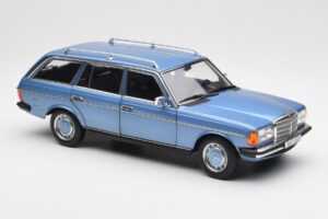 Mercedes 200 S123 T-Model Diamond Син Дилърско Издание Norev 1:18 B66040671 Метал — снимка 6 от 8