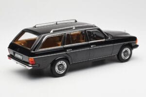 Mercedes 200 T S123 Черен Norev 1:18 183735 Метал — снимка 3 от 8