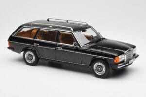 Mercedes 200 T S123 Черен Norev 1:18 183735 Метал — снимка 6 от 8