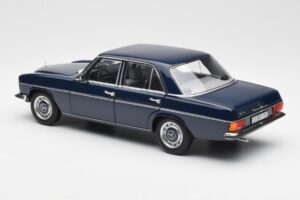 Mercedes 200 W114 Midnight Син Дилърско Издание Norev 1:18 B66040694 Метал — снимка 7 от 8