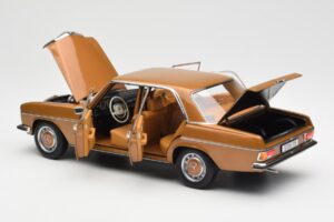 Mercedes 200 W115 Bycane Златен Дилърско Издание Norev 1:18 B66040665 Метал — снимка 5 от 8